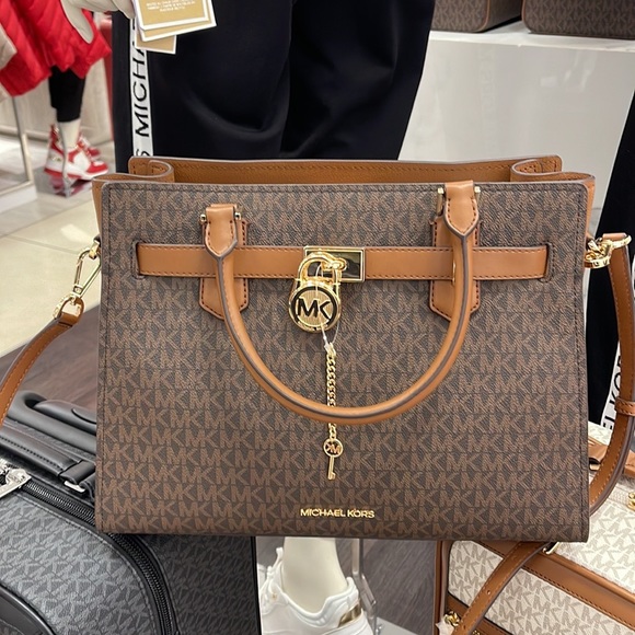 MICHAEL KORS 
Hamilton Medium Logo Satchel
Brown Signature
NWT - Picture 6 of 16